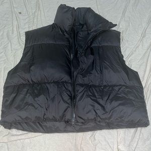 Cropped Black Puffer Vest